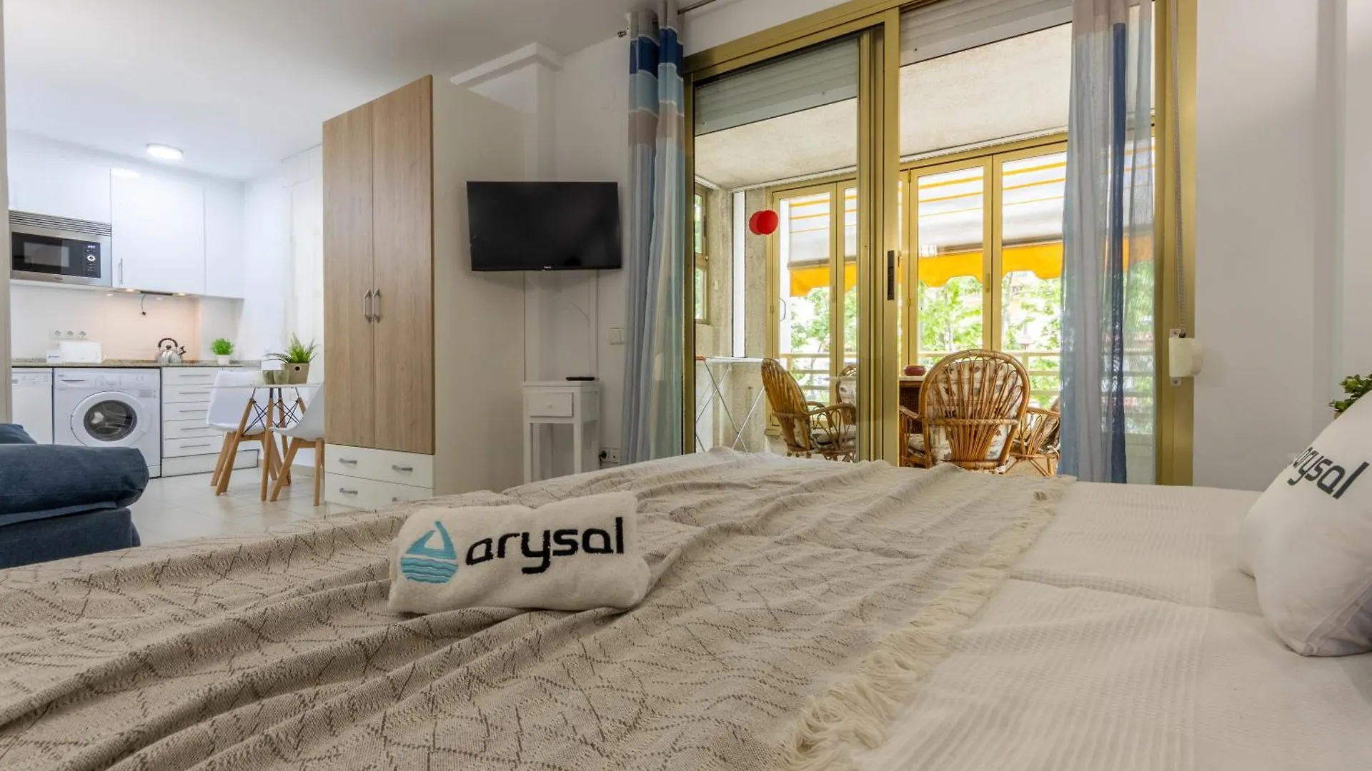 Estudio A 100 Metros De La Playa 萨洛 公寓