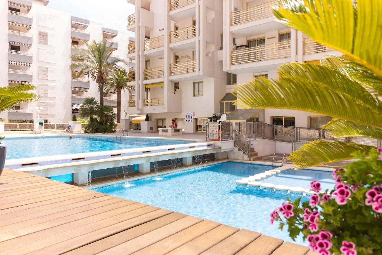 Estudio A 100 Metros De La Playa Salou 0*,  Spain